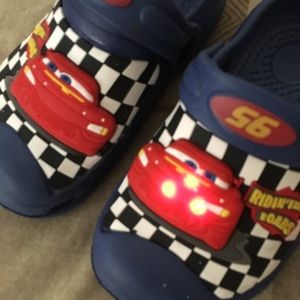 Light up rubber toddler shoes size 8